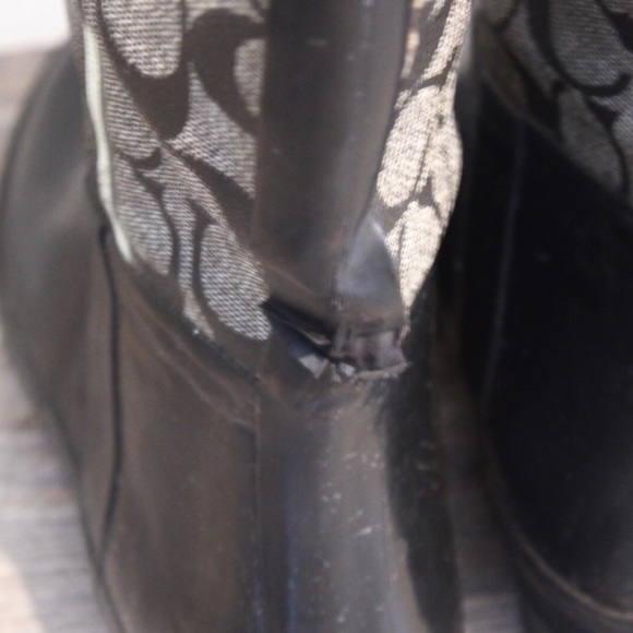 Authentic Coach Rainboots - Picture 4 of 4